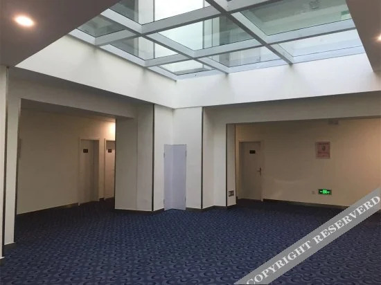 Чэнбэй: 7 Days Inn Linxi Haichuan Plaza