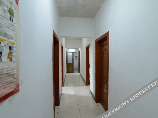 Чжэньцзян: Meijie Hostel