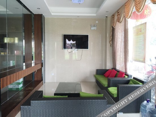Чжаньцзян: Qishi Hostel