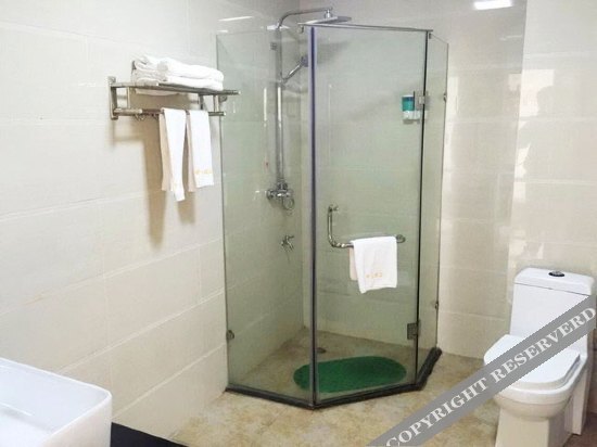 Чжаньцзян: Qishi Hostel