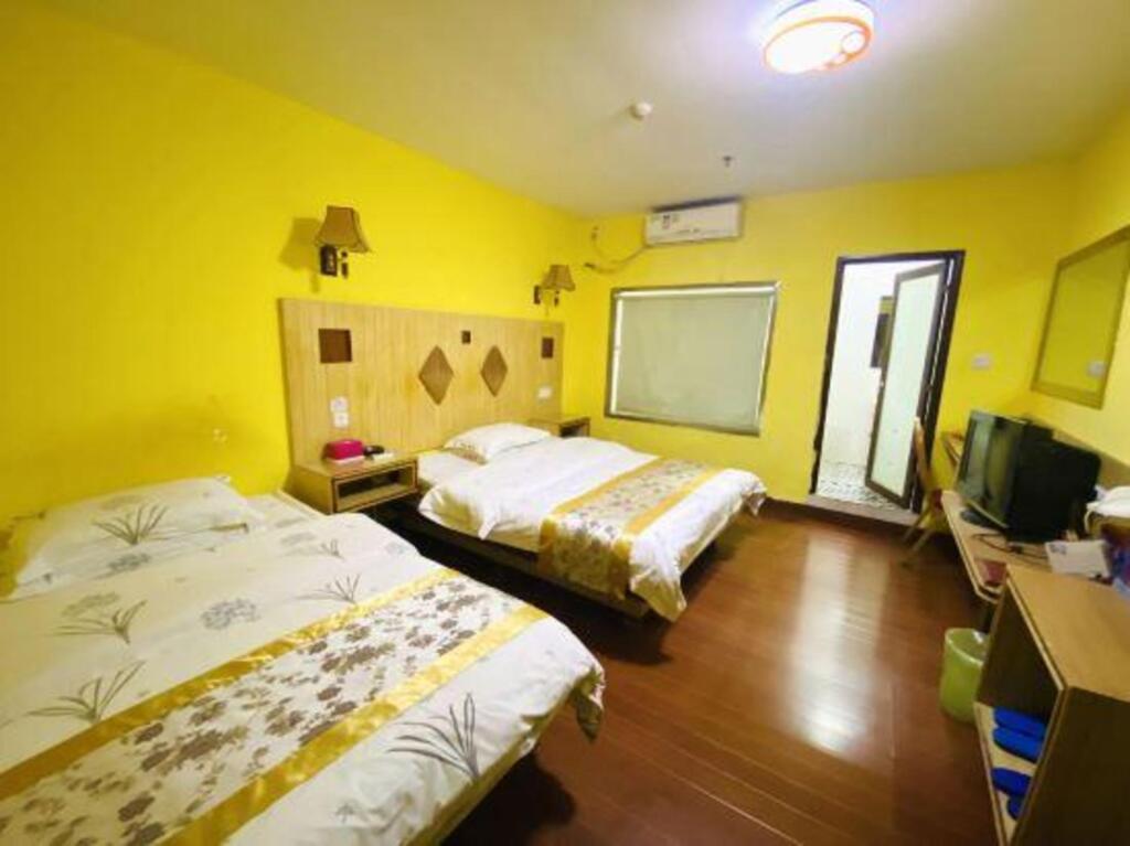 Шэньчжэнь: Xingyi Hostel