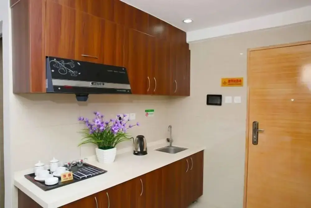 Шэньчжэнь: South China City Huanan Business Apartment