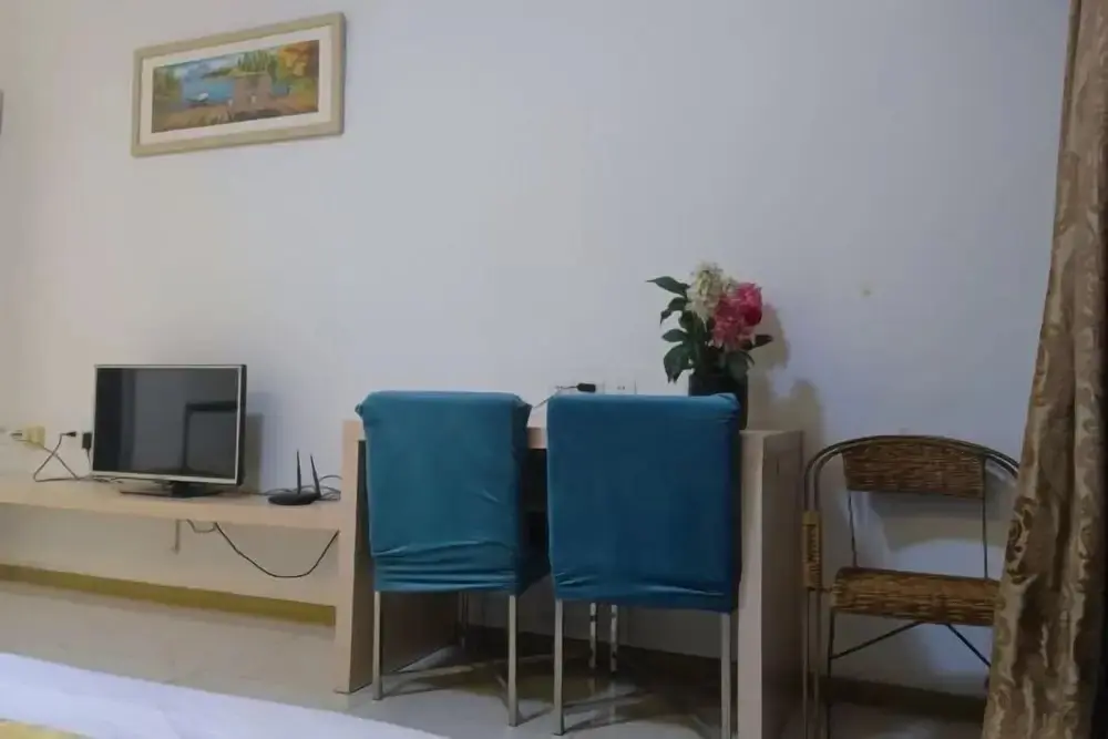 Шэньчжэнь: South China City Huanan Business Apartment
