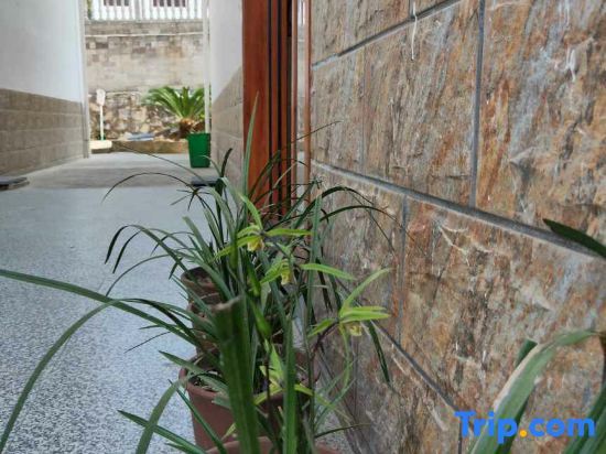 Шаоян: Langshan Bajiaozhai Xiao'er Farm House
