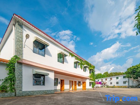 Shunyi Oriental baipenhu Hot Spring Hotel (Huizhou Huidong Baipenzhu store) — фото 1