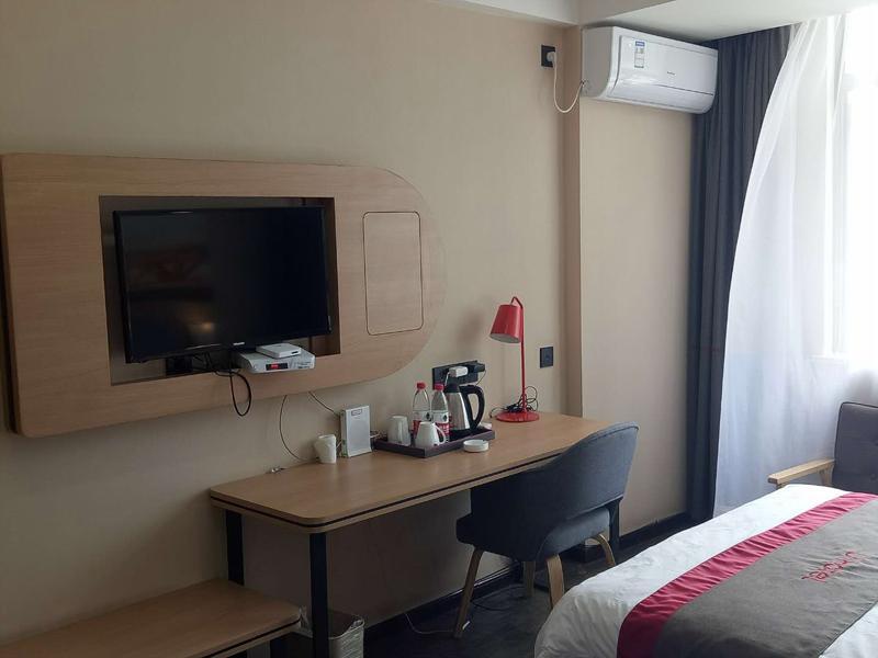 Гиронг: Thank Inn Hotel Xizang Rikaze Jilong County Jilong Kou'an