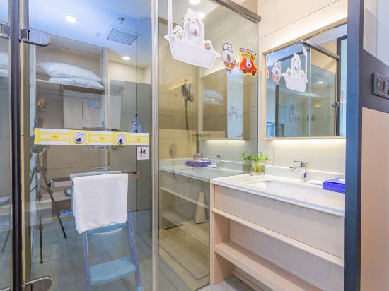 Гуджиао Лаоджие: Cloud Anna Hotel