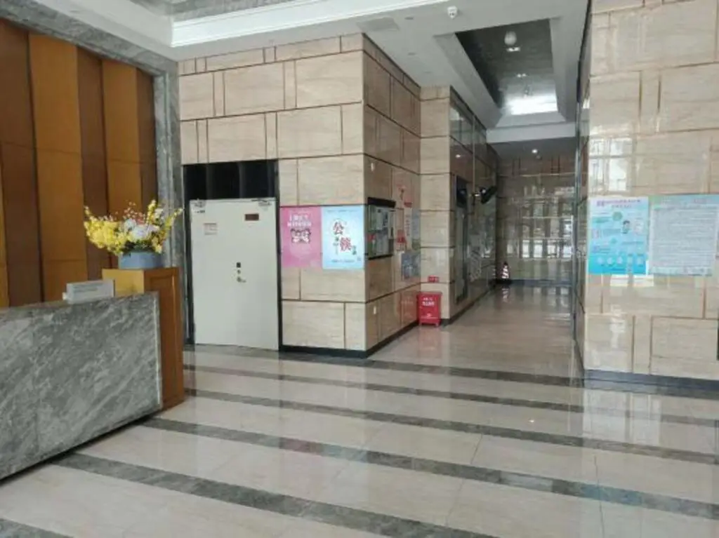 Дунгуань: Guidan Theme Apartment Hotel (Dongguan Fenghui)