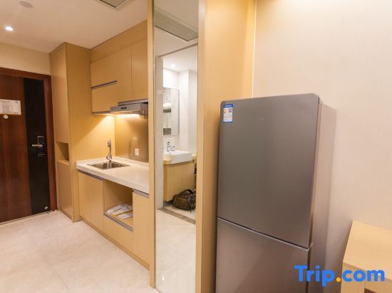 Янчжоу: Sweetome Boutique Apartment (Yangzhou Railway Station Jinghua City)