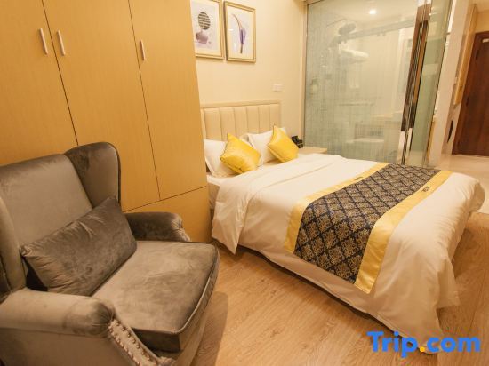 Янчжоу: Sweetome Boutique Apartment (Yangzhou Railway Station Jinghua City)