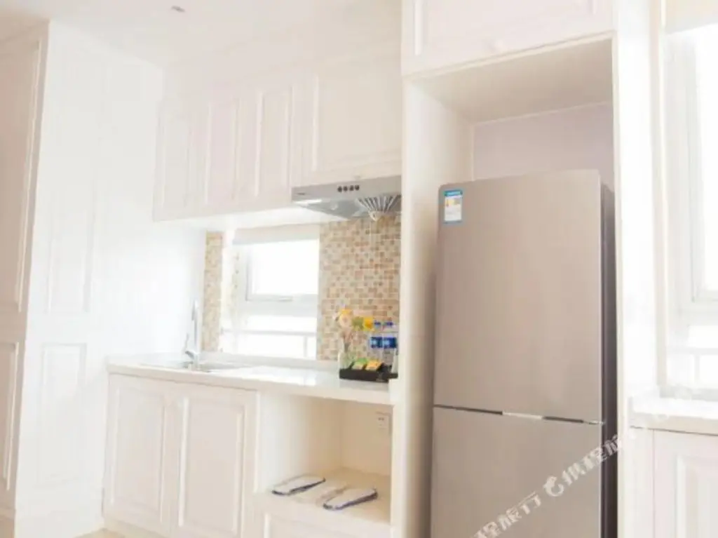 Янчжоу: Baiya Light Luxury Holiday Apartment (Yangzhou Railway Station Jinghuacheng Branch)