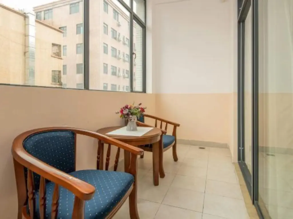Гуанчжоу: Yihao International Select House (Guangzhou Jichang Avenue)