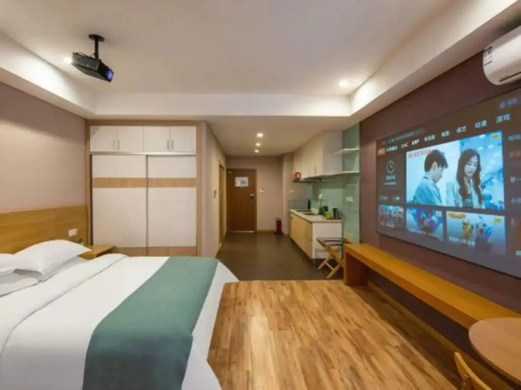 Цзинань: Yicheng Light Residence Hotel