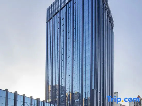Цинлун: Qianzhong Hotel