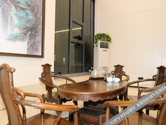 Кайфын: Ginkgo tree Courtyard Hotel (Kaifeng Longting Store)