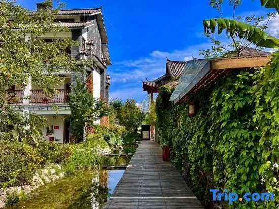 Дали: Putuoquan Hot Spring Resort