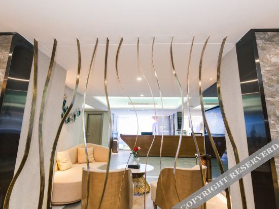 Янгиианг: Ausotel Suites (Hailing Island Agile Gold Coast)