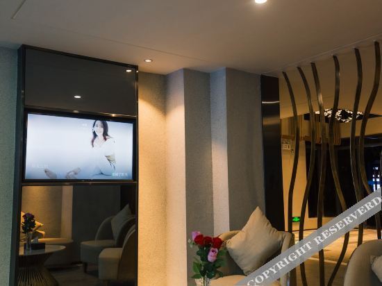 Янгиианг: Ausotel Suites (Hailing Island Agile Gold Coast)
