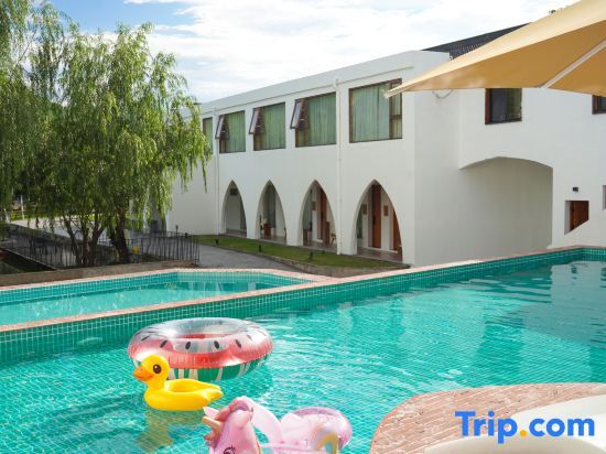 Уси: Zhi Lan Qiu Lakeside Homestay
