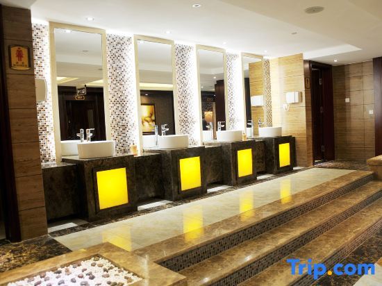 Фуюань: Huilong Business Hotel