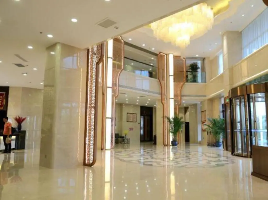 Синтай: Lincheng Chenguang Hotel