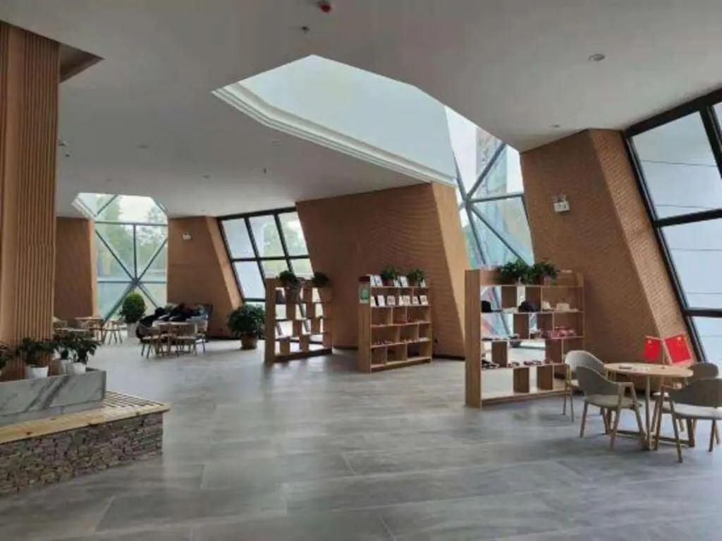 Яньань: Yilu Hotel