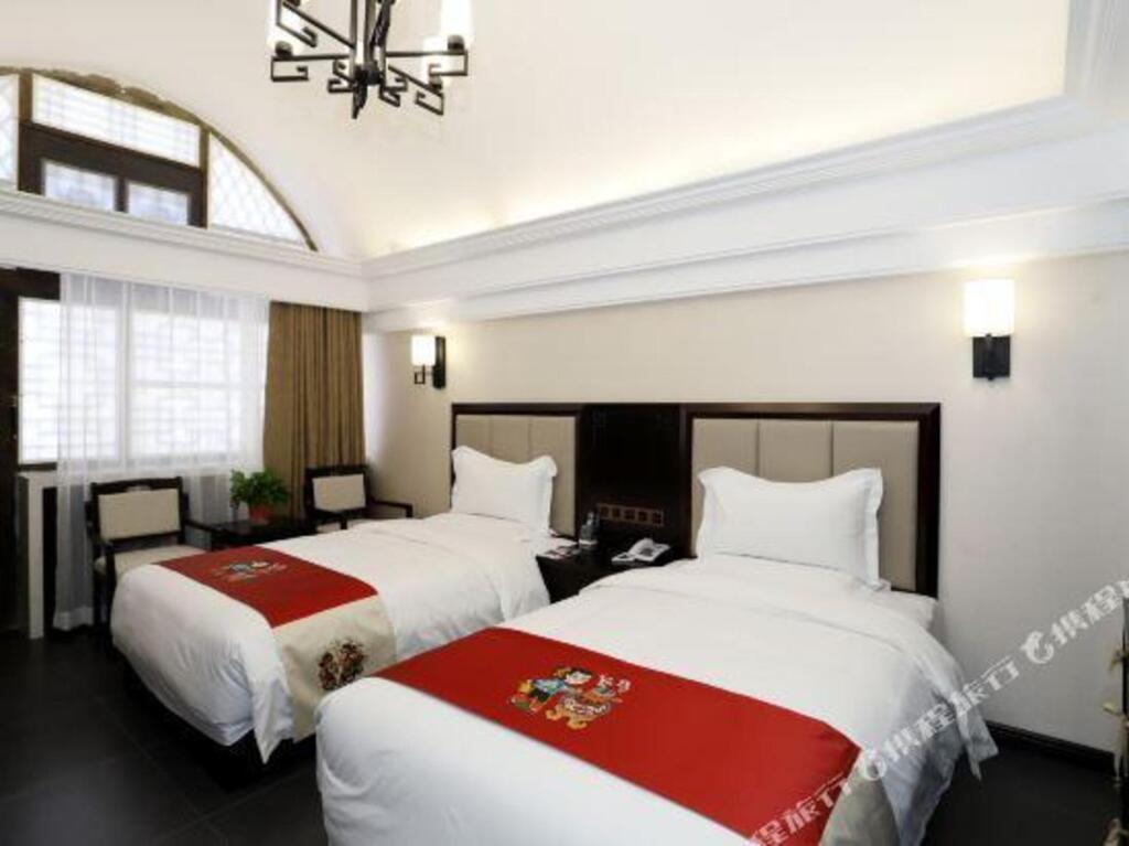 Яньань: Yilu Hotel