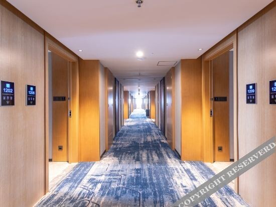 Юйлинь: Yaster Hotel (Yulin High School Orthopedic Hospital)