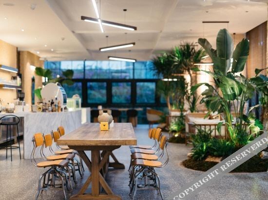 Дали: Liuyue · Designer Lake View Holiday Hostel
