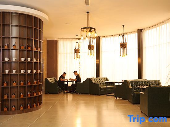 Шицзячжуан: Geffer Hotel Shijiazhuang Gaoyi railway station
