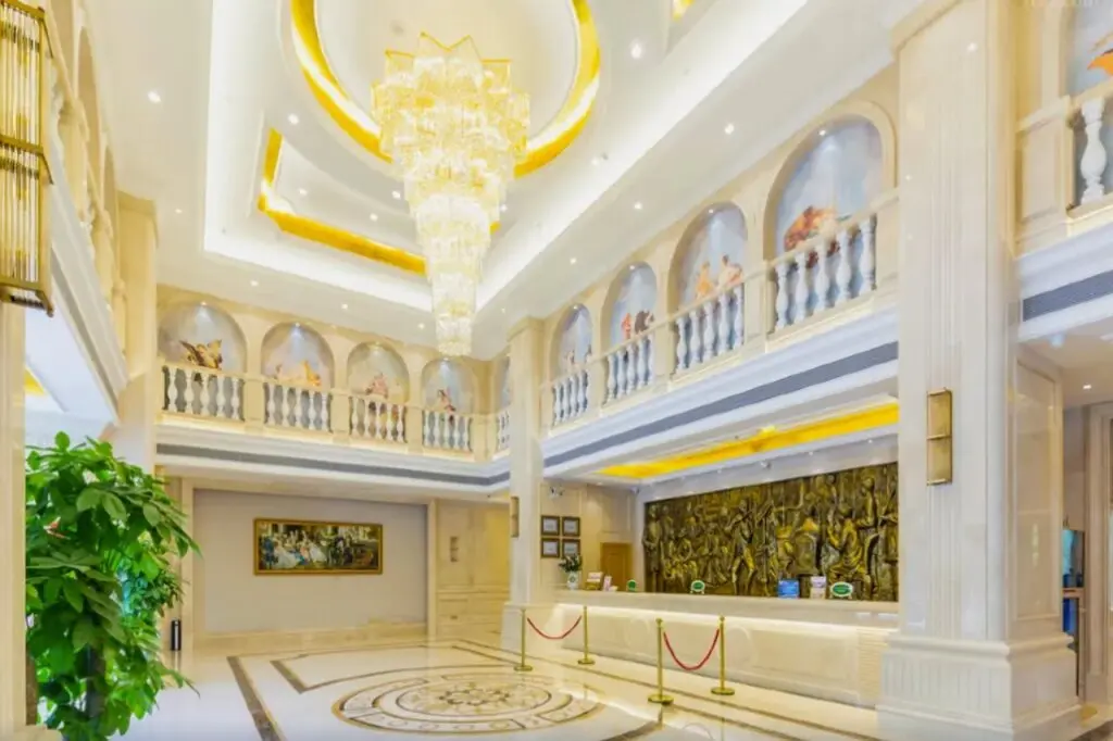 Фошань: Vienna Hotel (Foshan Yihuan Lishui)