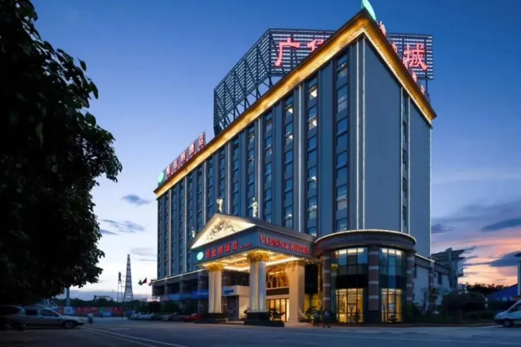 Фошань: Vienna Hotel (Foshan Yihuan Lishui)