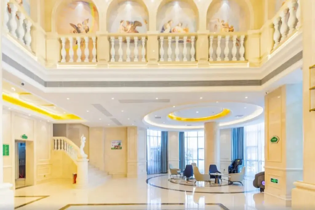 Фошань: Vienna Hotel (Foshan Yihuan Lishui)