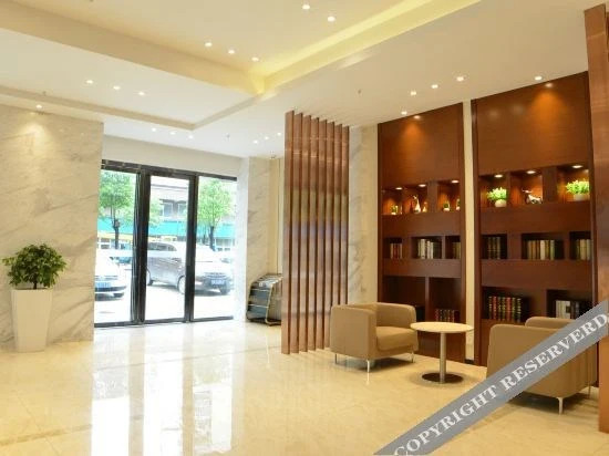 Ухань: City Comfort Inn (Wuhan Jianshe 10th Road Qingyiju Metro Station Store)