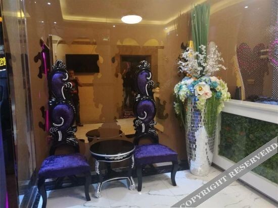 Шэньчжэнь: Zhenhua Hotel