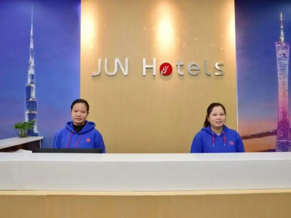 Гуанчжоу: Junyi