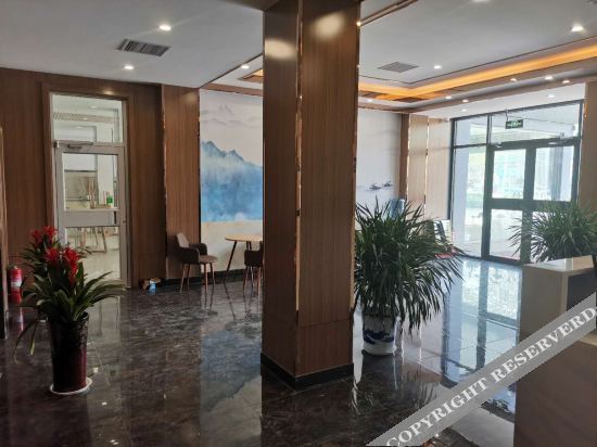 Лиаоченг: Du Shi 118 Selected (Linqing Bus Station Store)