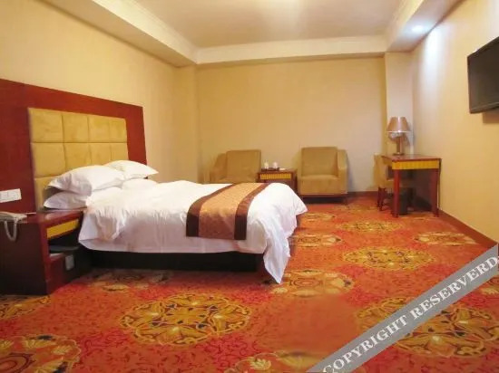 Иньчуань: Kaiyue International Hotel (Lingwu Zhongxin Plaza, Xihu Park)