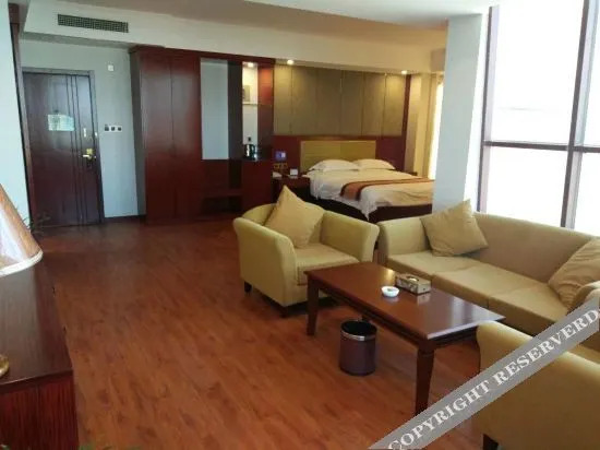 Иньчуань: Kaiyue International Hotel (Lingwu Zhongxin Plaza, Xihu Park)