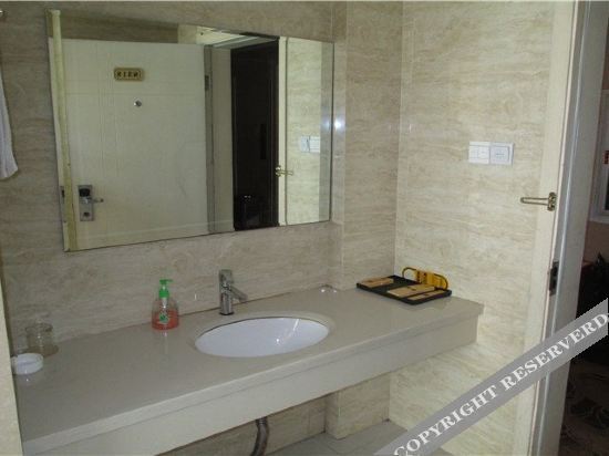 Тайчжоу: Linhai Dingtian 168 business hotel