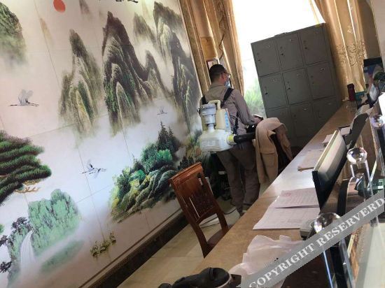 Юньфу: Yunfu Nanyang Yayuan Hotel Apartment