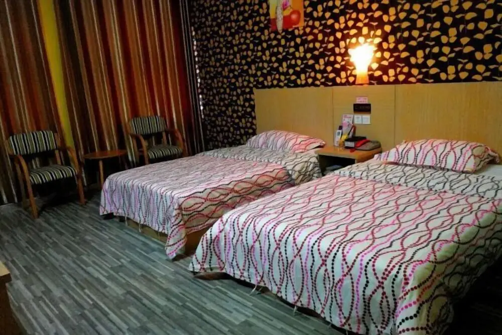 Чунцзо: Yuelai Express Hotel