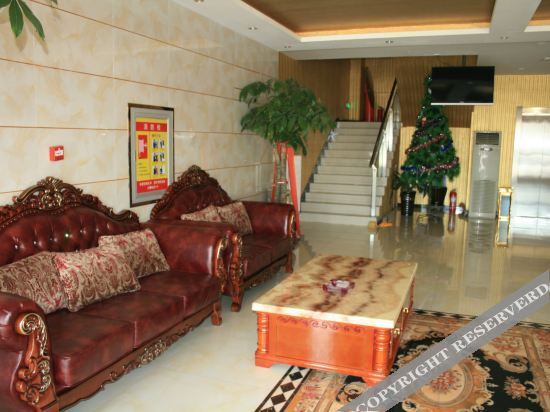 Чжанцзякоу: Zhangjiakou Haina Business Hotel