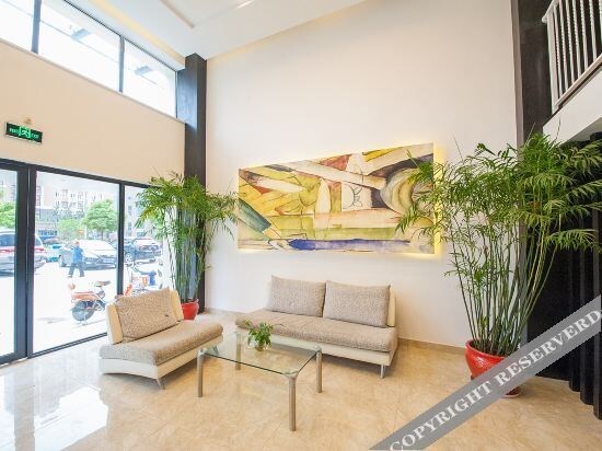 Наньтун: Nantong Bijiamei Holiday Inn