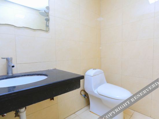 Цзиньчжоу: OYO Hejia Hotel (Jinzhou Zhanqian)