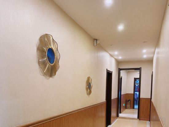 Даюйшу: Hongji Business Hotel