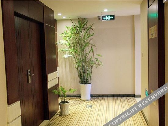 Шаоксинг: Tuke China Light Hotel (Shaoxing Keqiao Wanda International Exhibition Center)