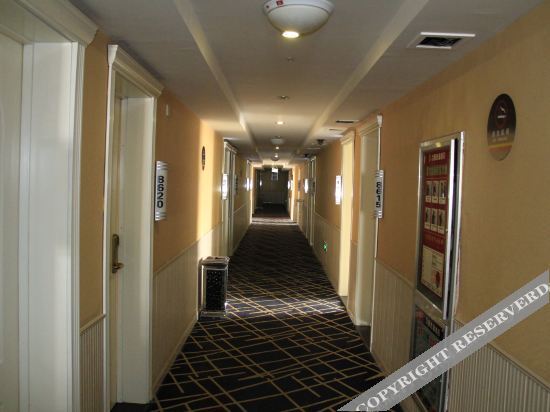 Хецзе: Juye Yuyu Express Hotel