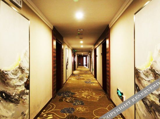 Хух-Хото: Hohhot Tinghua Hotel
