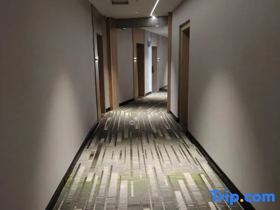 Лункоу: Longkou Green Business Express Hotel